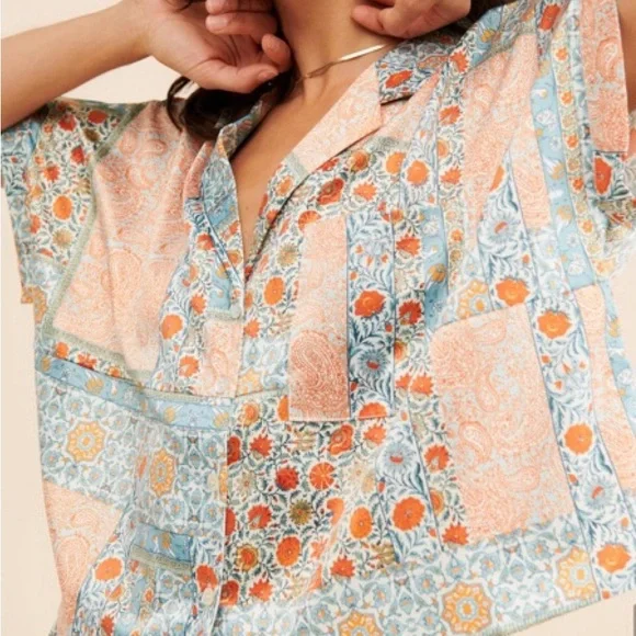 dRA Los Angeles blue boxy silky patchwork button down top M - Picture 7 of 7